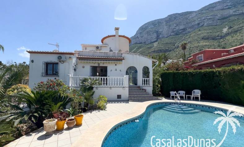 Villa - Återförsäljning - Denia - Denia