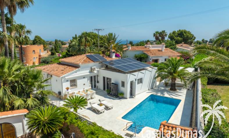 Villa - Återförsäljning - Denia - Denia