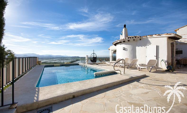 Villa - Återförsäljning - Monte Pego - Monte Pego