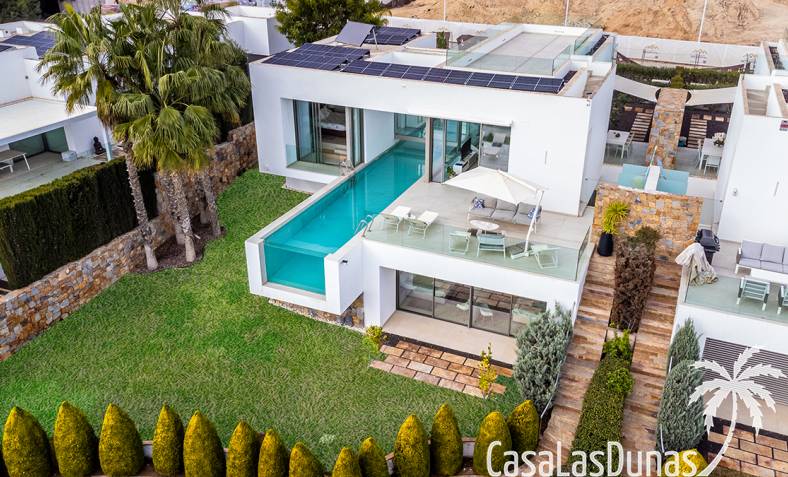 Villa - Återförsäljning - Orihuela Costa - Las Colinas