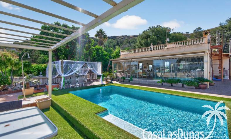 Villa - Återförsäljning - Orihuela Costa - Orihuela Center