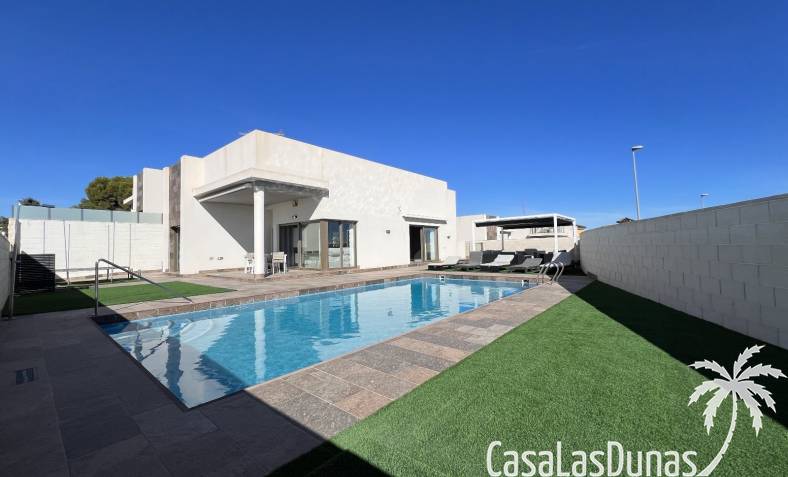 Villa - Återförsäljning - Orihuela Costa - Orihuela Costa