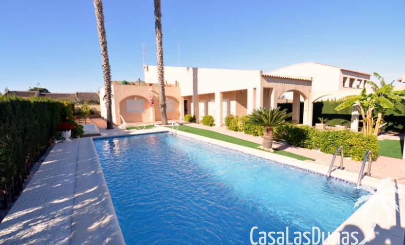 Villa - Återförsäljning - Torrevieja - CLDM-72920