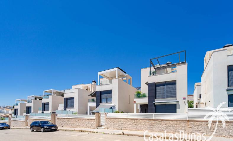 Villa - Bestaand - Punta Prima - Punta Prima