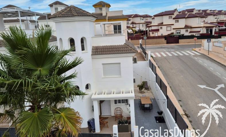 Villa - Holiday Rental - La Marina - Alicante