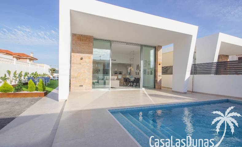 Villa - Obra nueva - Torrevieja - Torrevieja