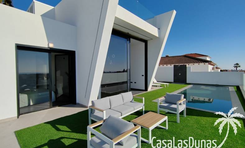 Villa - Obra nueva - Torrevieja - Torrevieja