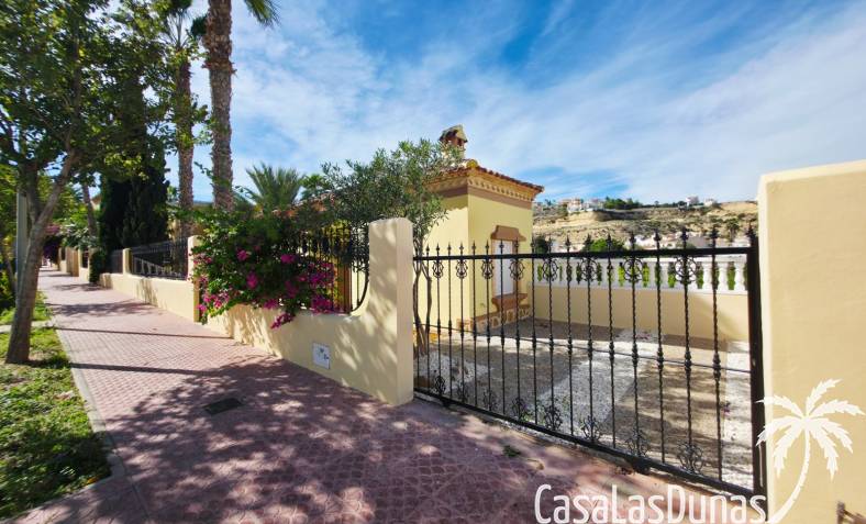 Villa - Resale - Ciudad Quesada - CLDMLS-27292