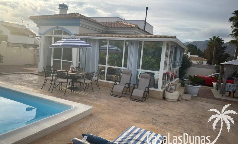 Villa - Resale - Hondón de las Nieves - Urbaniz La Montañosa