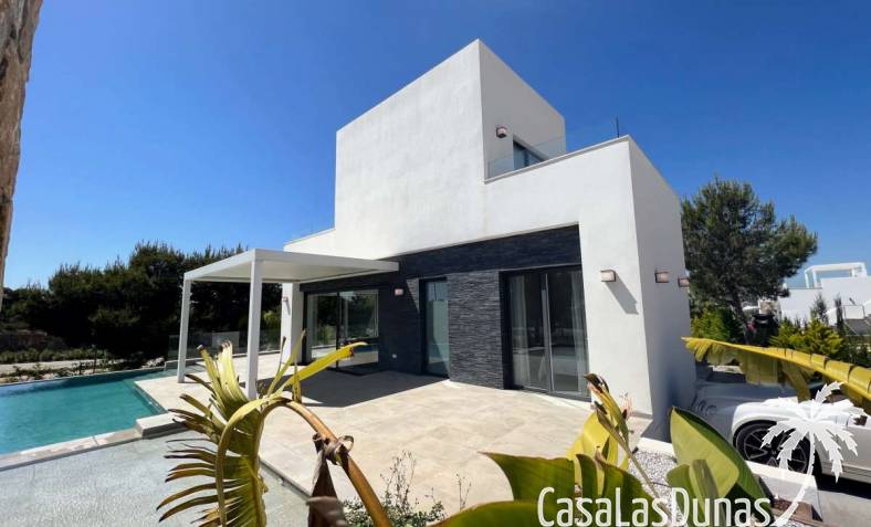 Villa - Resale - Las Colinas - Las Colinas Golf and Country Club