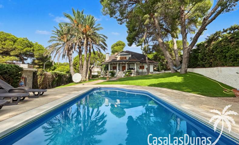 Villa - Resale - Orihuela Costa - Campoamor