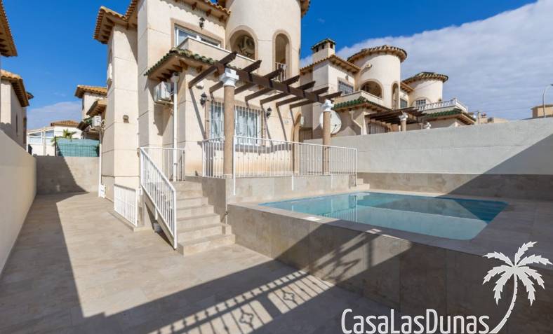 Villa - Resale - Orihuela Costa - Villamartin