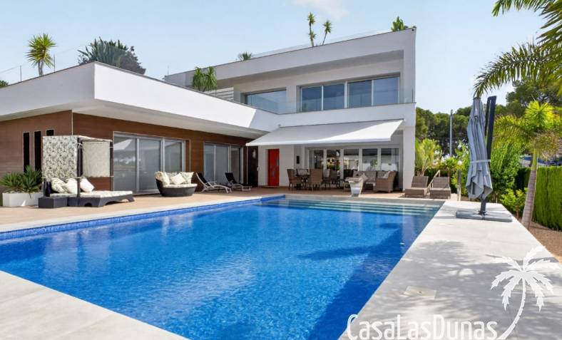 Villa - Resale - Pinar de Campoverde - CLDMO-46695
