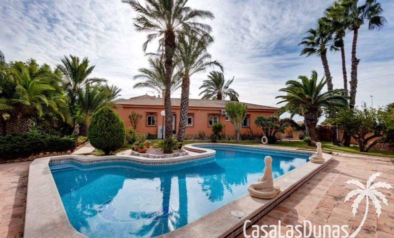 Villa - Resale - Torrevieja - La Siesta - El Salado - Torreta