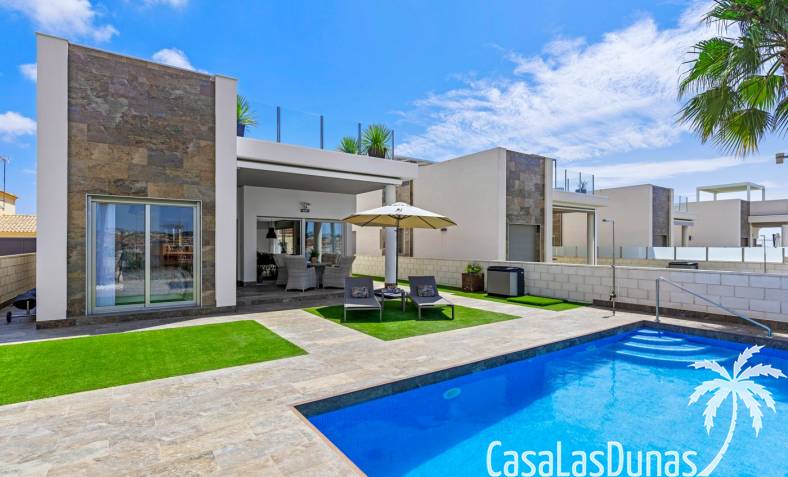 Villa - Resale - Villamartín - Villamartín