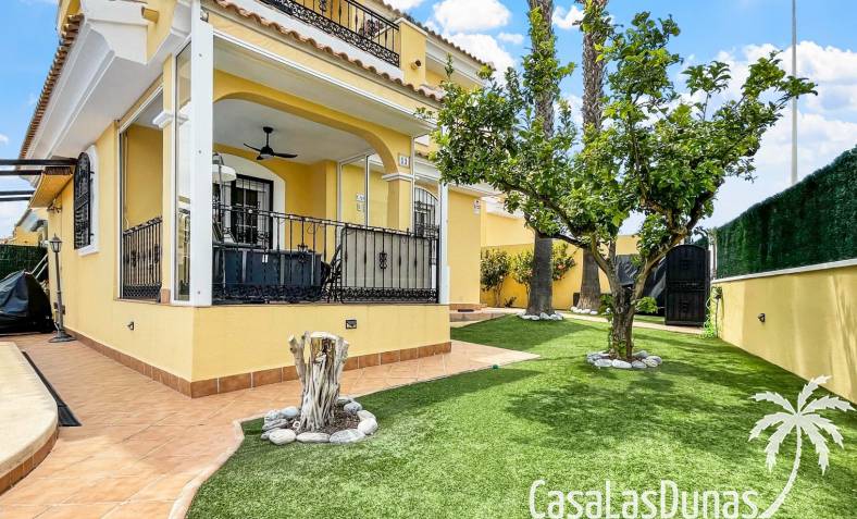 Villa - Reventa - Orihuela Costa - CLDMO-27161