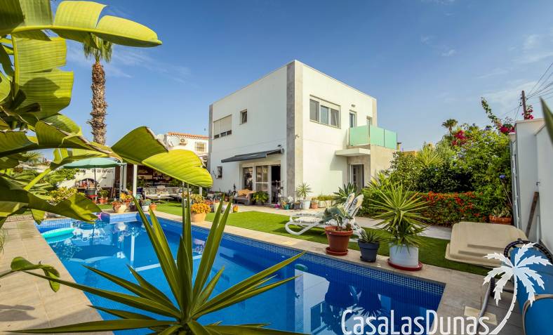 Villa - Revente - Torrevieja - CLDZGS-97390