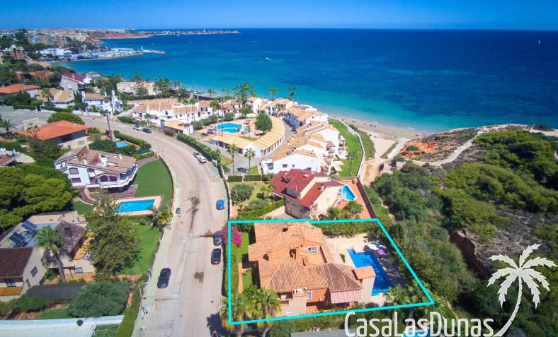 Villa - Wiederverkauf - Campoamor - CLDE-38494
