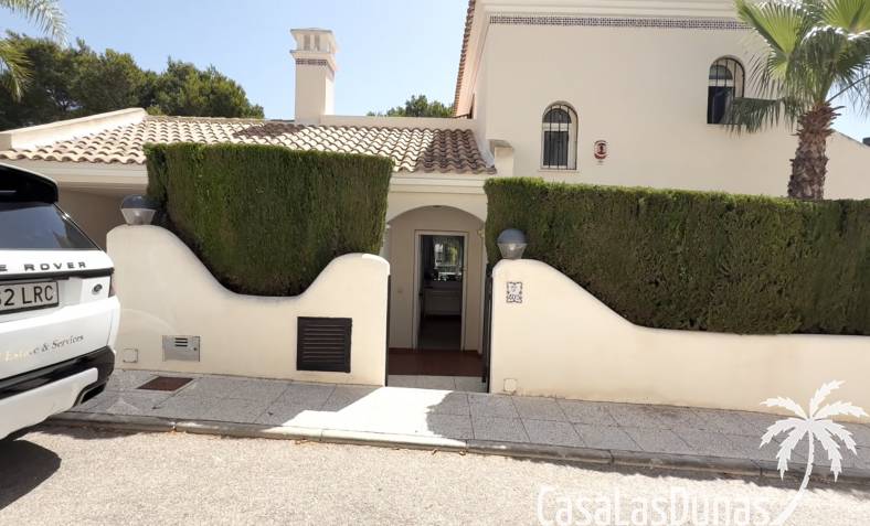 Villa - Wiederverkauf - Orihuela Costa - Orihuela Costa