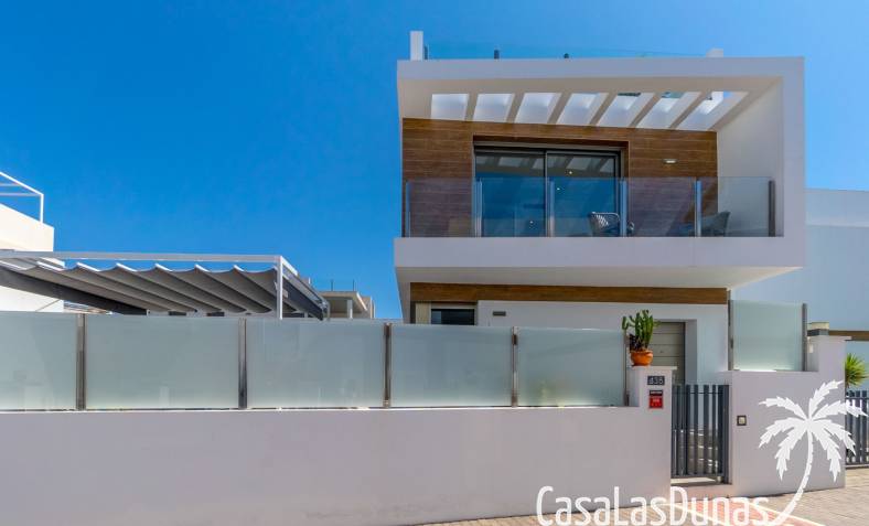 Villa - Wiederverkauf - Orihuela Costa - Villamartin