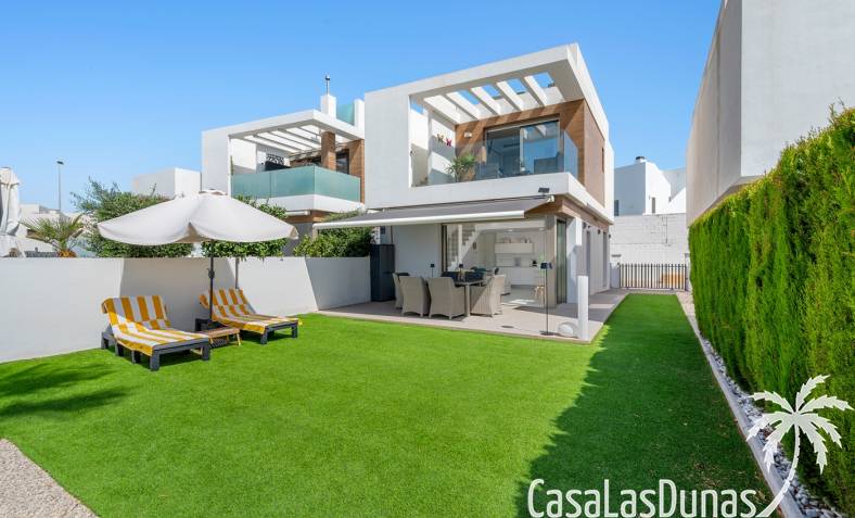 Villa - Wiederverkauf - Orihuela Costa - Villamartín