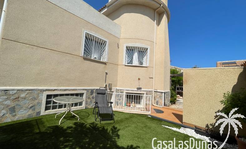 Villa - Wiederverkauf - Rojales - Rojales