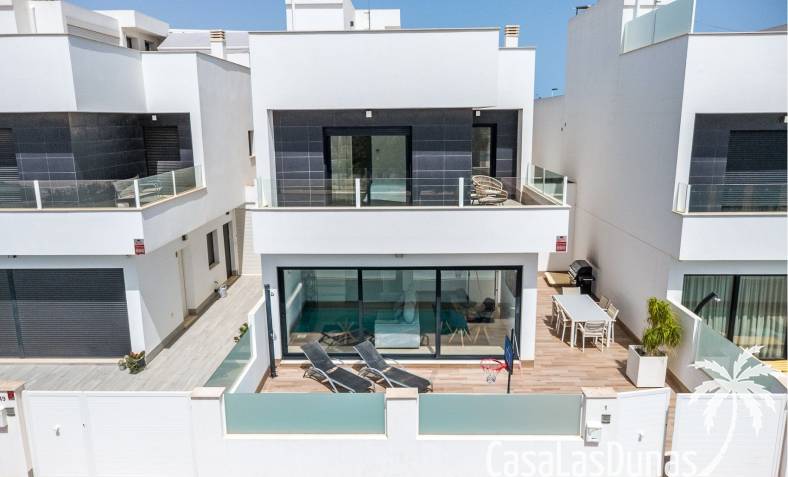 Villa - Wiederverkauf - San Pedro del Pinatar - San Pedro del Pinatar