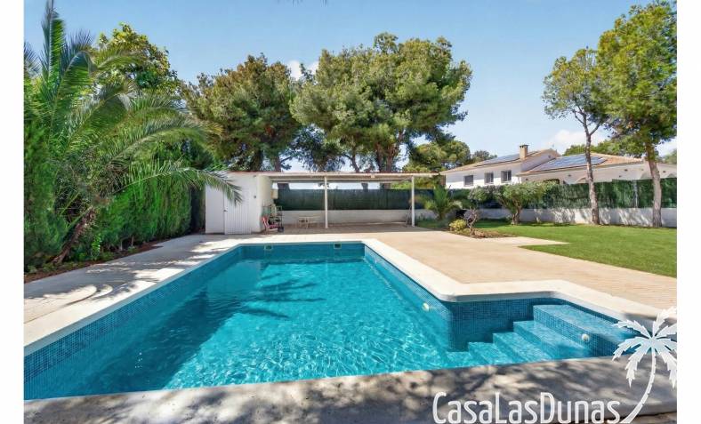 Villa - Wiederverkauf - San Vicente Del Raspeig - Calle las Cigüeñas
