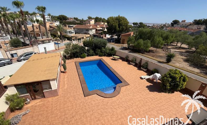Villa - Wiederverkauf - Torrevieja - Costa Blanca Sur