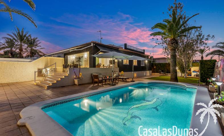 Villa - Wiederverkauf - Torrevieja - Rocio del Mar