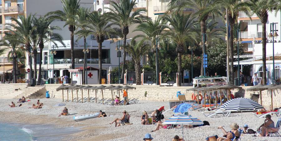 Spain plans to welcome back tourists without restrictions from March 2021