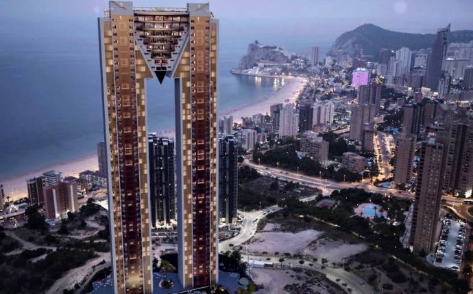 Benidorm ya está más cerca del cielo