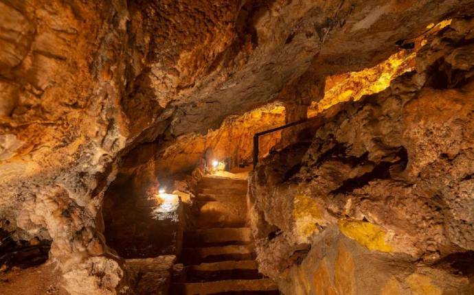 Höhlen an der Costa Blanca: Ausflug zur kleinen Unbekannten in Adsúbia