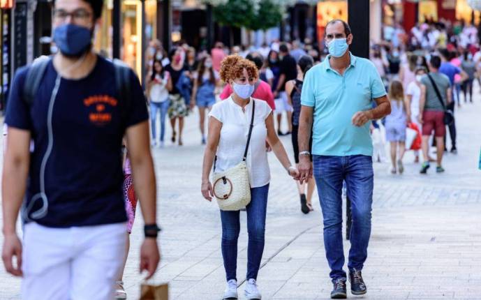 Tot wanneer blijft het mondkapje in de buitenlucht verplicht in Spanje?