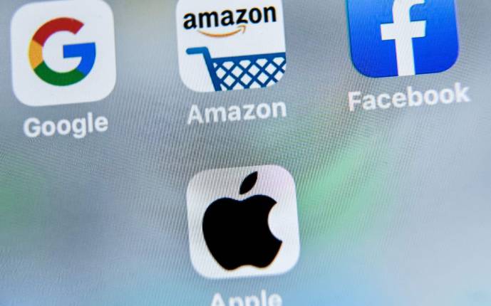 Google, Apple, Microsoft y Facebook ganan más que nunca: más de 5.000 millones de euros a la semana