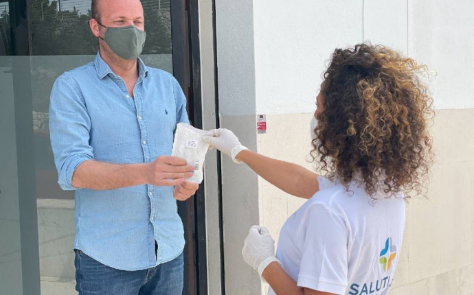 Thuisbezorgde PCR en Antigen testen in Spanje zonder wattenstaaf in neus en keel